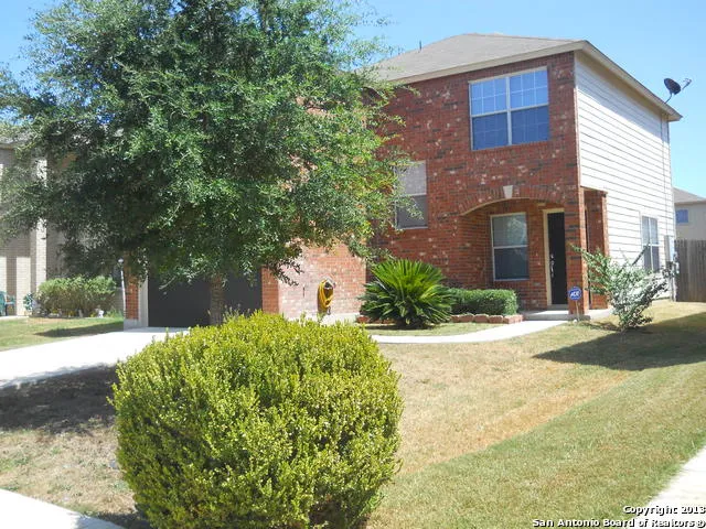 $1,650 | 8818 Kestrel Oak, Converse, TX 78109