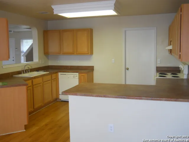 $1,650 | 8818 Kestrel Oak, Converse, TX 78109