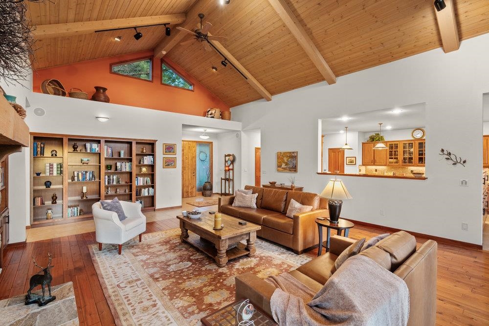 238 Clouds Rest Portola, CA 96122 - Photo 5 of 28