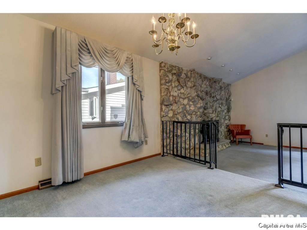 2495 Arrowhead Drive Springfield, IL 62702 - Photo 6 of 32