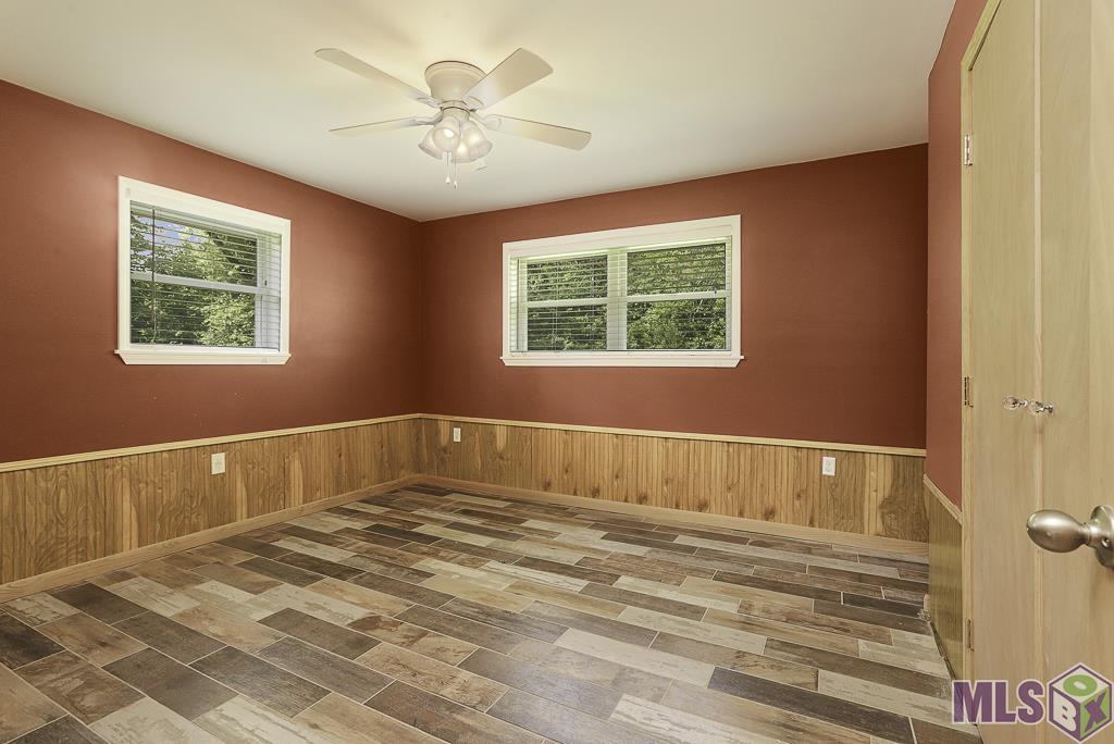 14929 Bear Island Road Maurepas, LA 70449 - Photo 11 of 31