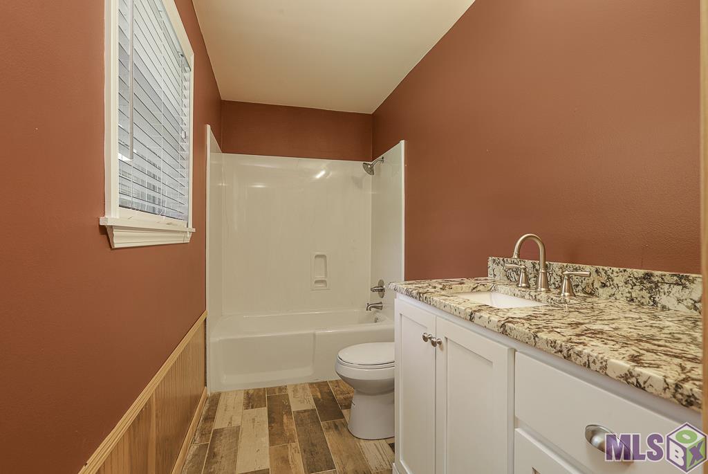 14929 Bear Island Road Maurepas, LA 70449 - Photo 13 of 31