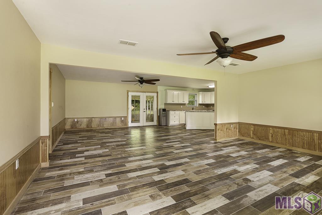 14929 Bear Island Road Maurepas, LA 70449 - Photo 2 of 31