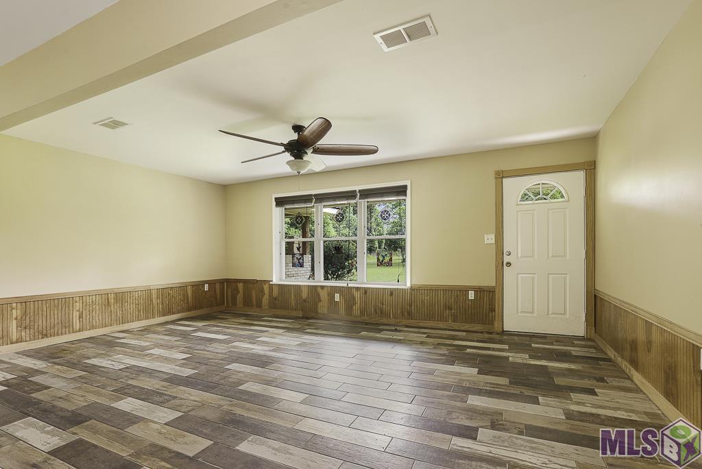 14929 Bear Island Road Maurepas, LA 70449 - Photo 5 of 31