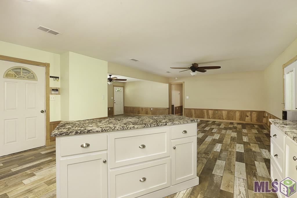14929 Bear Island Road Maurepas, LA 70449 - Photo 10 of 31