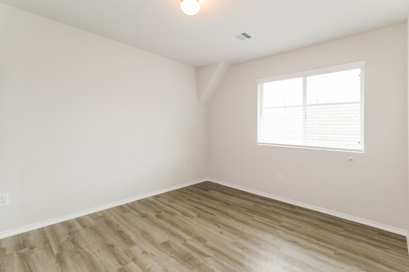 2743 Madison Court Conroe, TX 77304 - Photo 11 of 15 Photos may be representative of the floor plan and not the exact home. Finishes, layout, and features of the actual property for lease may vary.