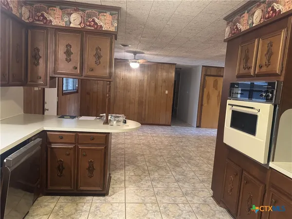 $363,000 | 1209 East Morgan Avenue, Cuero, TX 77954