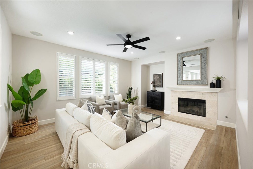 Family Room w/ Fireplace