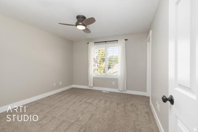 704 West Vahe Street Draper, UT 84020 - Photo 14 of 35 Upstairs master bedroom