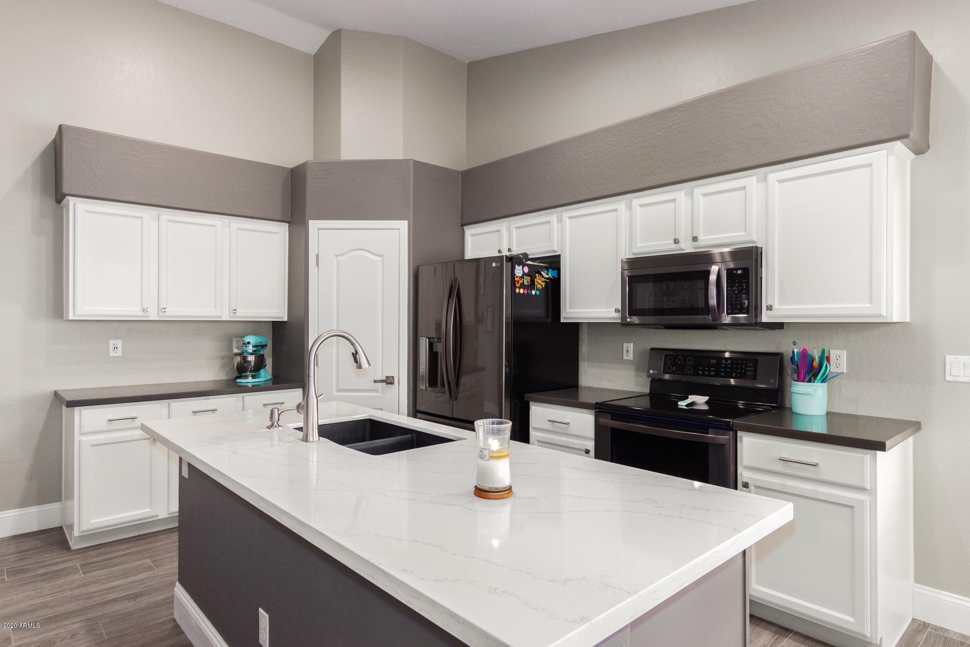 11539 East Decatur Street Mesa, AZ 85207 - Photo 8 of 26 0009-Decatur (10)