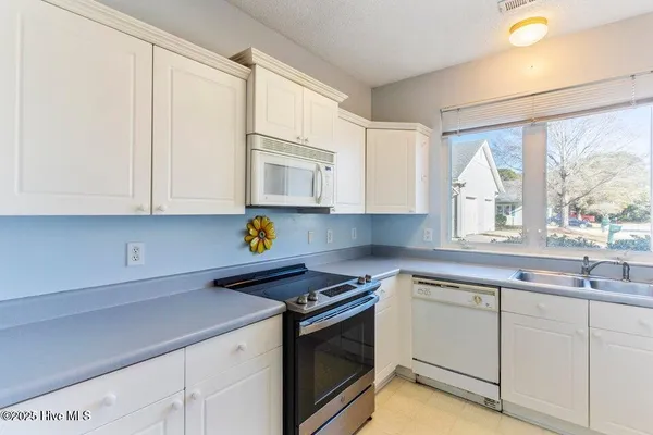 $1,995 | 264 Bonnet Way Southeast, Southport, NC 28461