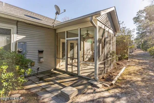 $1,995 | 264 Bonnet Way Southeast, Southport, NC 28461