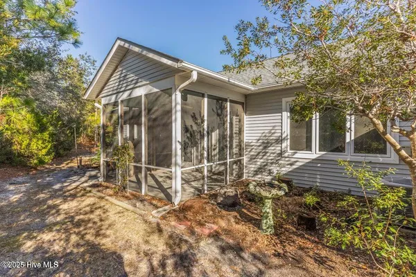 $1,995 | 264 Bonnet Way Southeast, Southport, NC 28461