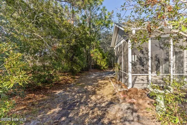 $1,995 | 264 Bonnet Way Southeast, Southport, NC 28461