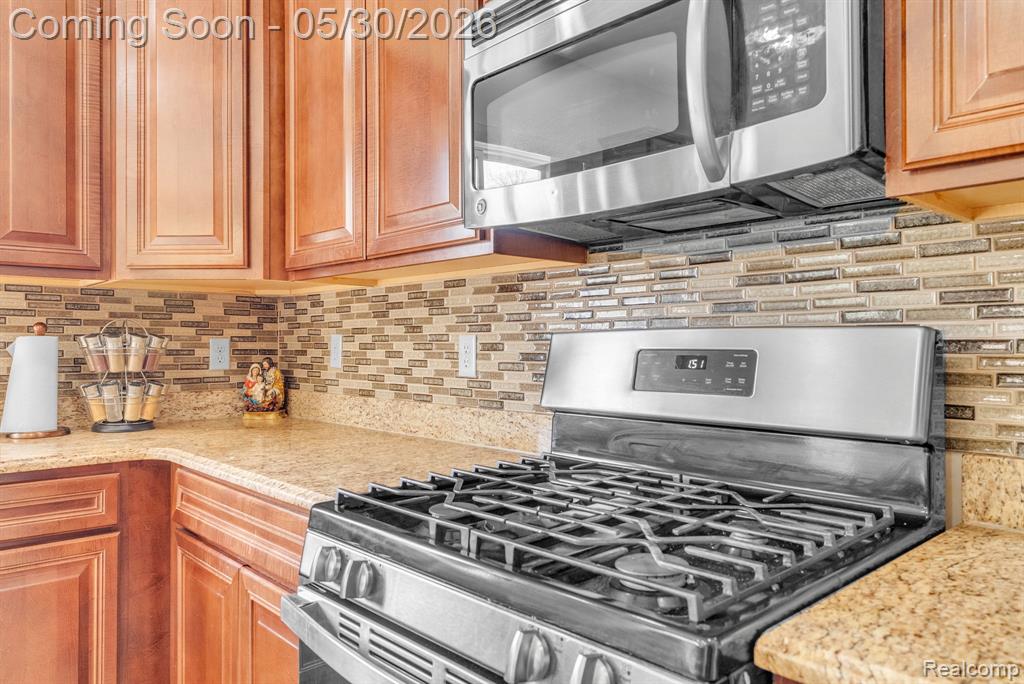 4122 Hawks Nest Road Utica, MI 48317 - Photo 32 of 74