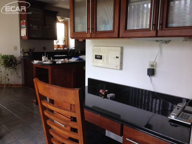 1156 Heatherwoode Road Flint, MI 48532 - Photo 10 of 30