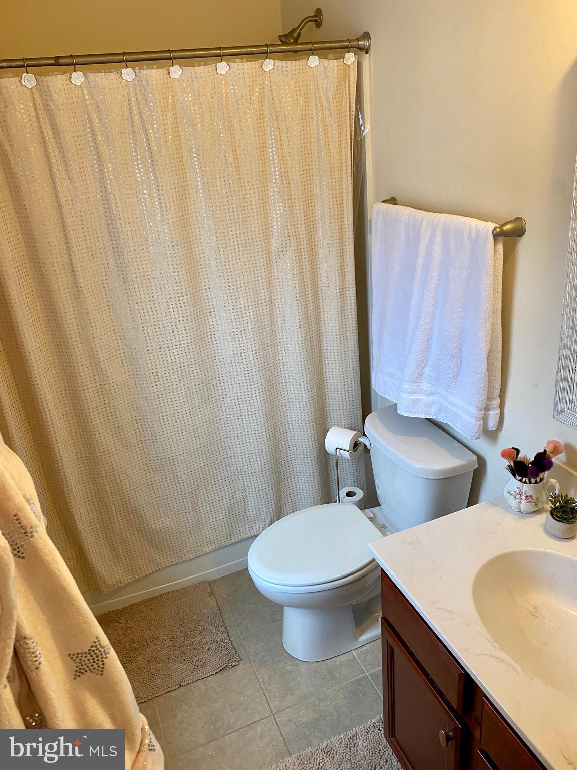 3711 Jacob Stout Road Doylestown, PA 18902 - Photo 21 of 37 en-suite bath