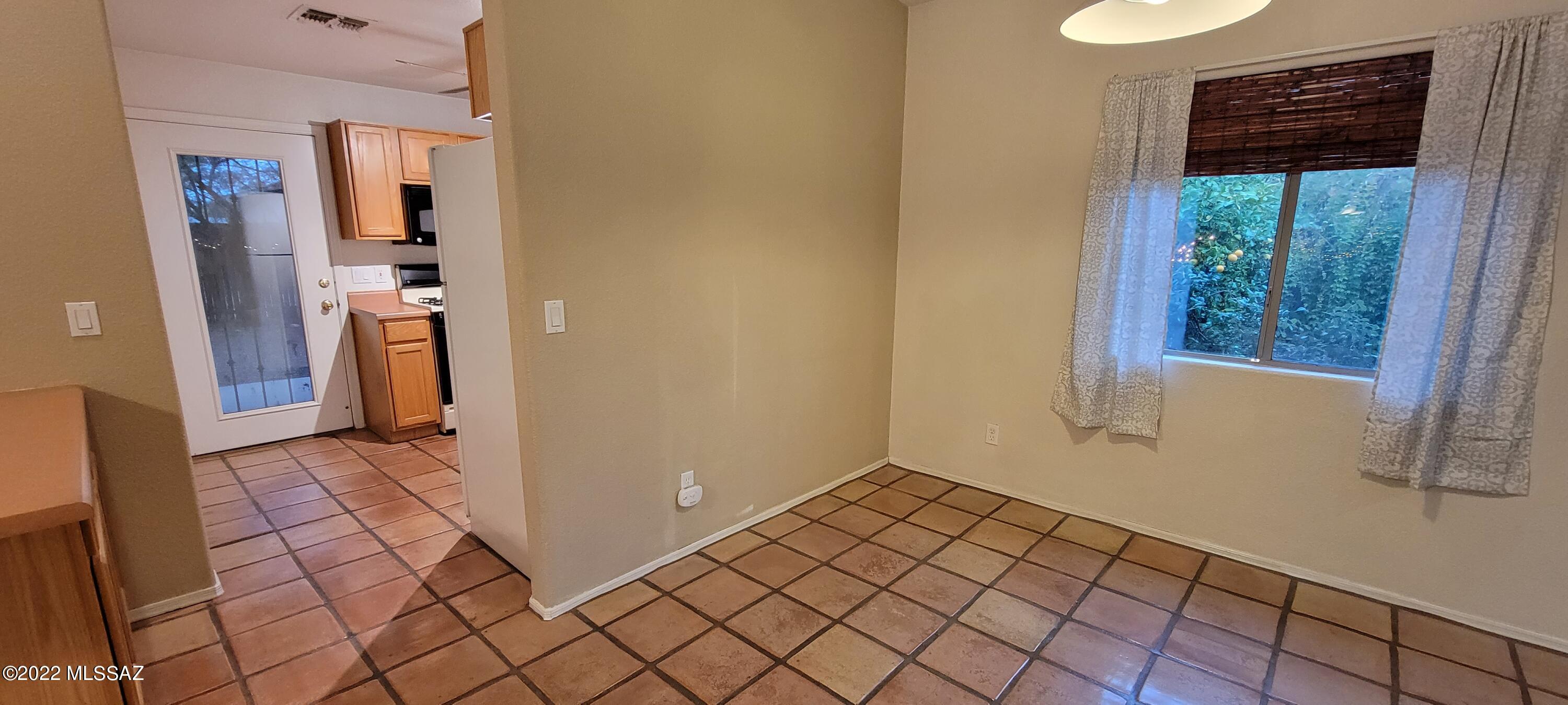 2245 East Fort Lowell Road Tucson, AZ 85719 - Photo 14 of 40