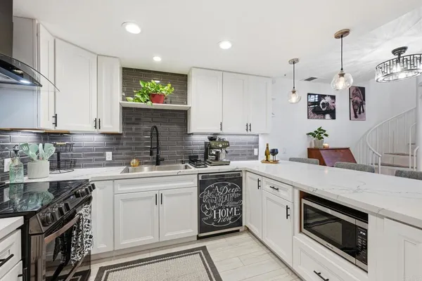 $479,000 | 744 Eastshore Terrace, Unit 102, Chula Vista, CA 91913