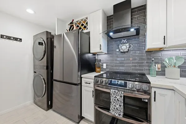 $479,000 | 744 Eastshore Terrace, Unit 102, Chula Vista, CA 91913