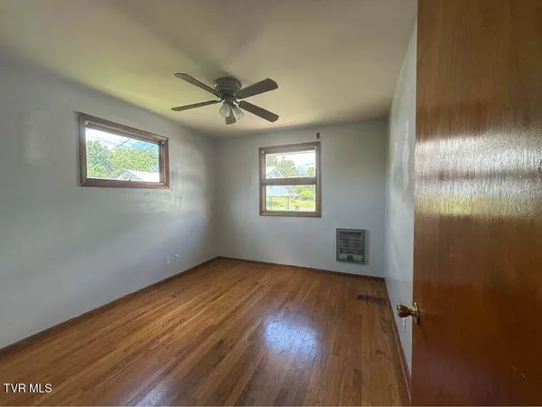 $1,100 | 1621 Arbor Place, Unit 4, Kingsport, TN 37665