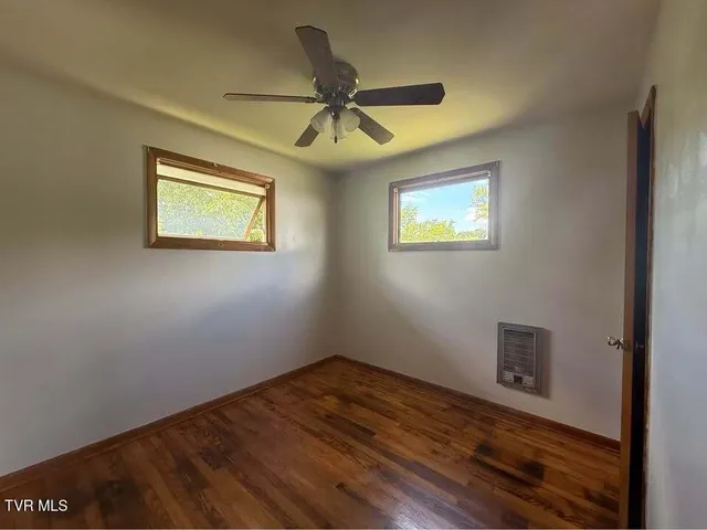 $1,200 | 1621 Arbor Place, Unit 4, Kingsport, TN 37665