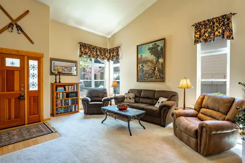 $799,900 | 10036 Nicolas Drive, Unit A, Truckee, CA 96161