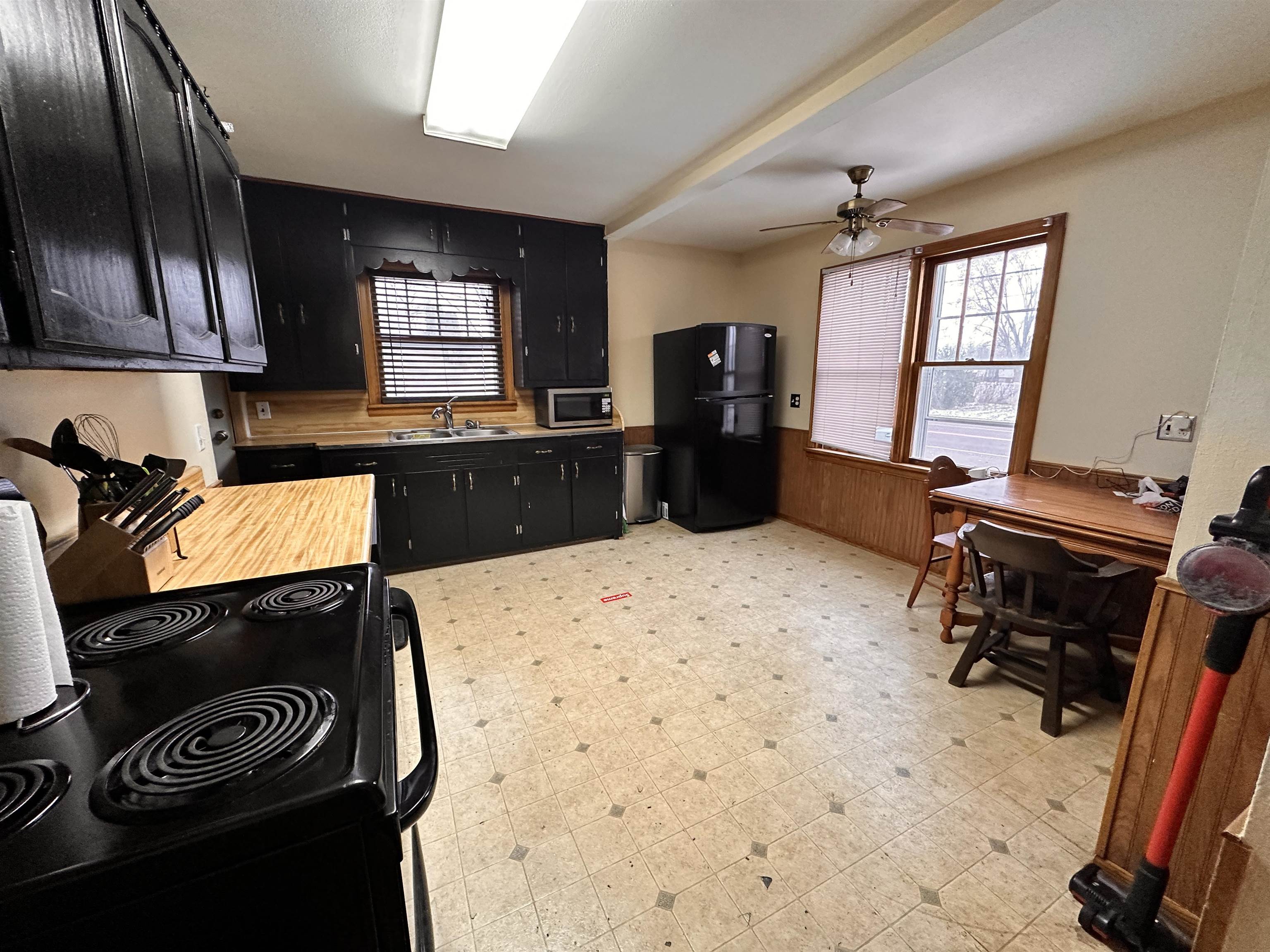 809 East State Street Mauston, WI 53948 - Photo 11 of 27