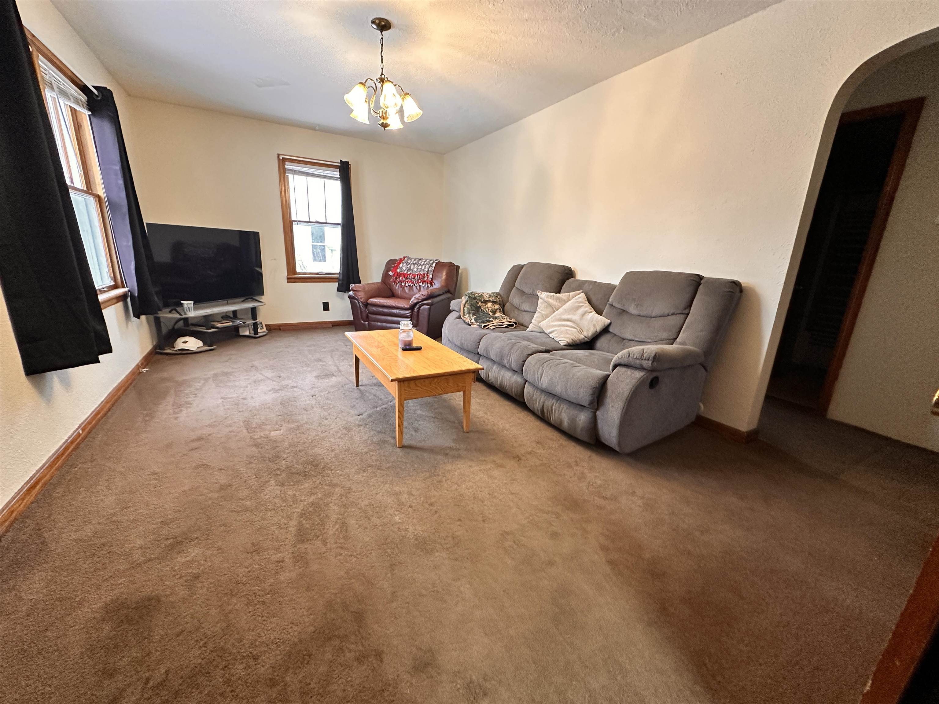 809 East State Street Mauston, WI 53948 - Photo 9 of 27