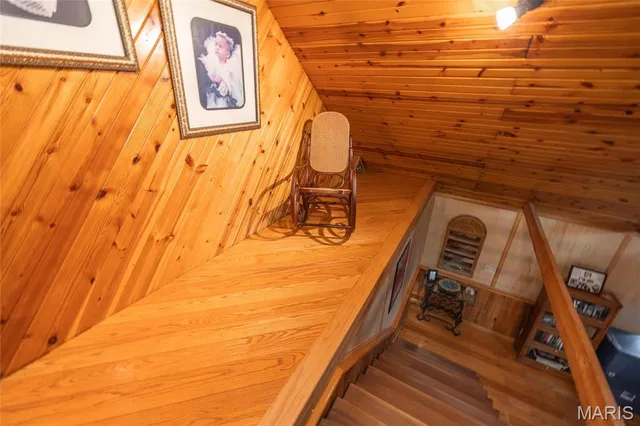 $690,000 | 15247 Laminack Road, Carterville, IL 62918