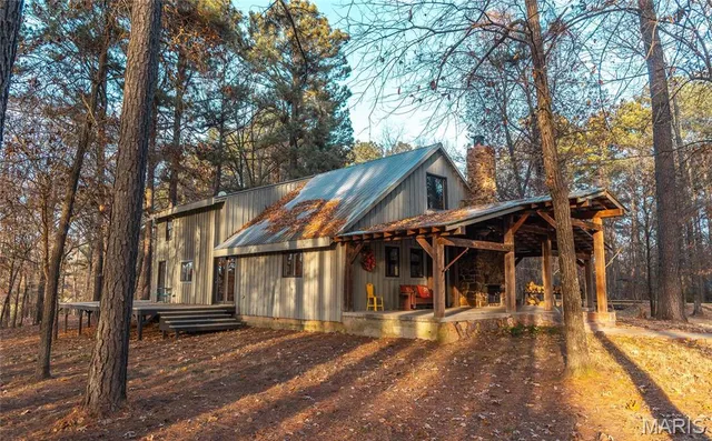 $690,000 | 15247 Laminack Road, Carterville, IL 62918