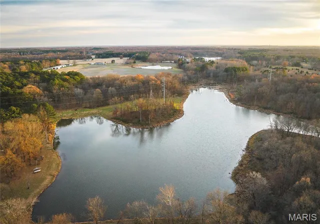 $690,000 | 15247 Laminack Road, Carterville, IL 62918