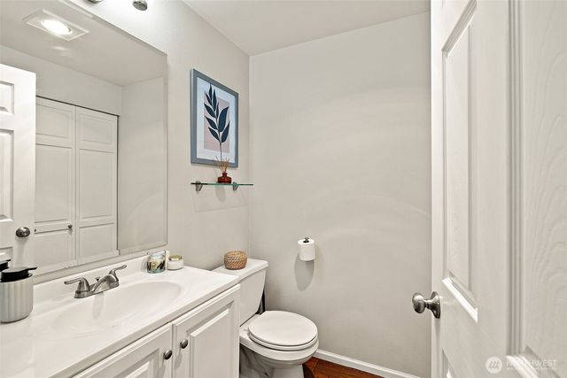 $470,000 | 5525 South 231st Place, Kent, WA 98032