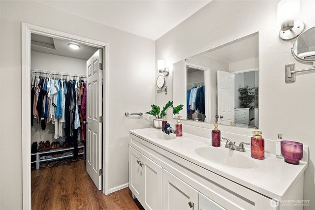 $470,000 | 5525 South 231st Place, Kent, WA 98032