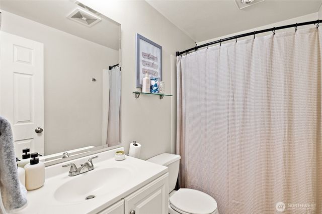 $470,000 | 5525 South 231st Place, Kent, WA 98032