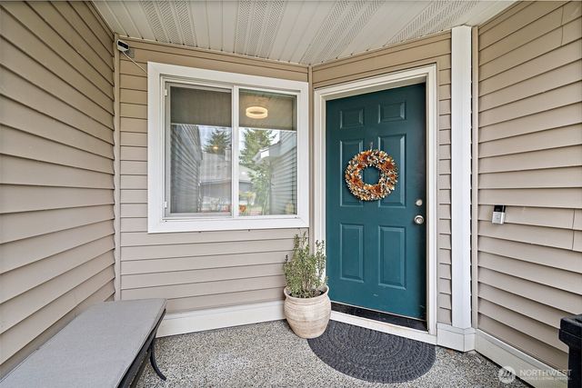 $470,000 | 5525 South 231st Place, Kent, WA 98032