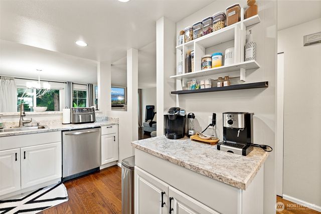 $470,000 | 5525 South 231st Place, Kent, WA 98032