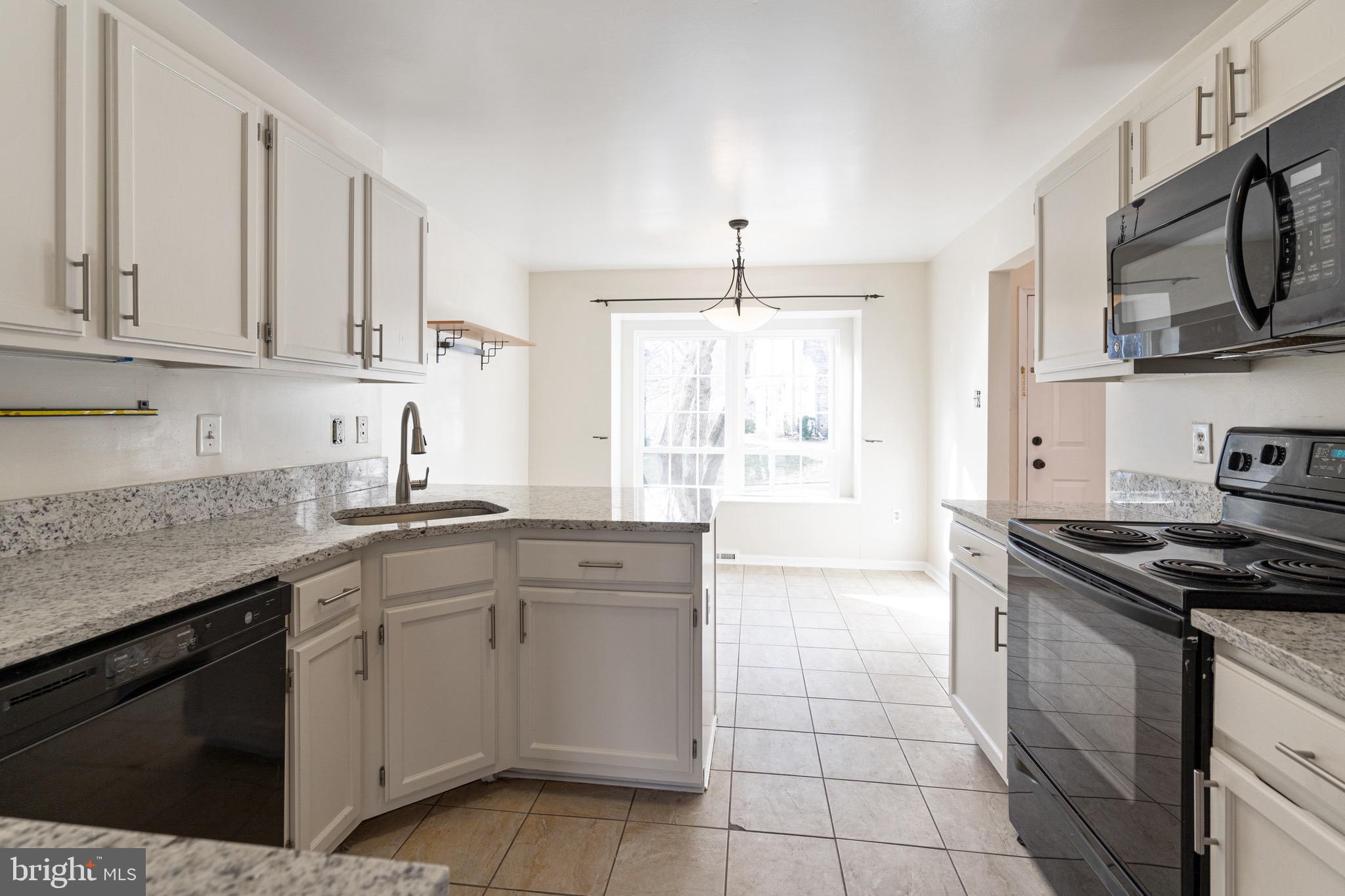 1558 Hugo Circle Silver Spring, MD 20906 - Photo 8 of 31