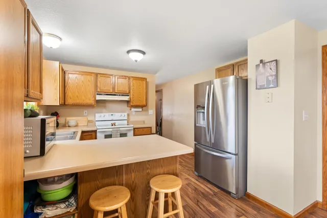 $520,000 | 69378 230th Avenue, Kasson, MN 55944