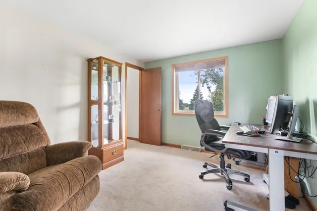 $520,000 | 69378 230th Avenue, Kasson, MN 55944