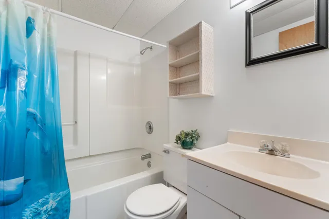 $520,000 | 69378 230th Avenue, Kasson, MN 55944