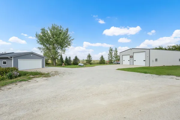 $520,000 | 69378 230th Avenue, Kasson, MN 55944