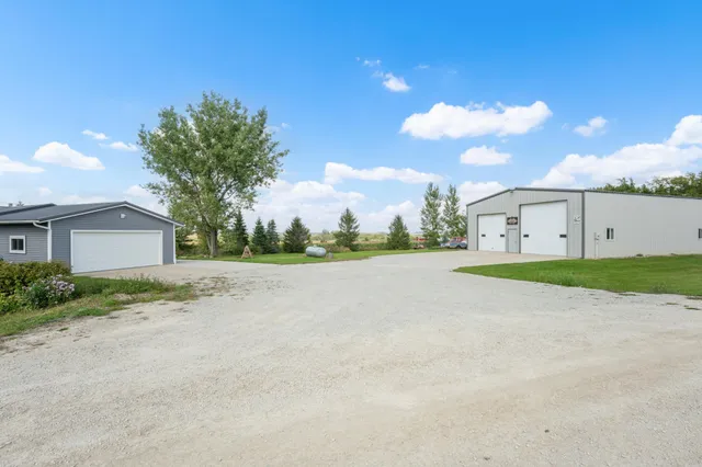 $520,000 | 69378 230th Avenue, Kasson, MN 55944