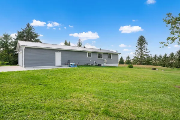 $520,000 | 69378 230th Avenue, Kasson, MN 55944