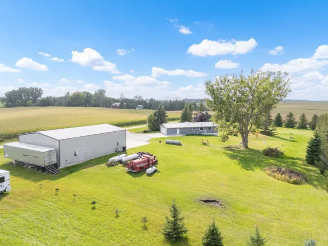 $520,000 | 69378 230th Avenue, Kasson, MN 55944