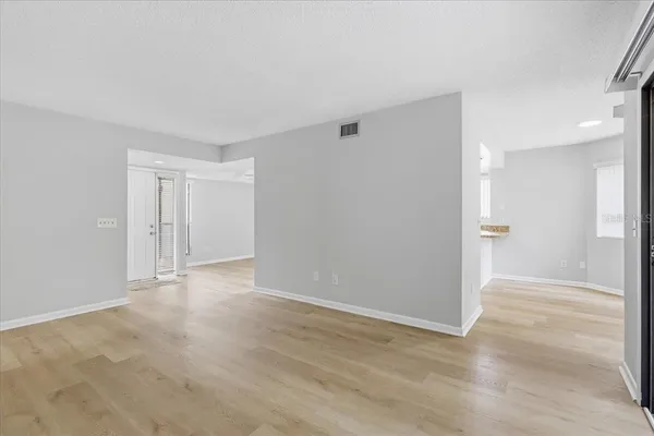 $189,500 | 27 Oxford Lane, Unit 27, Palm Coast, FL 32137