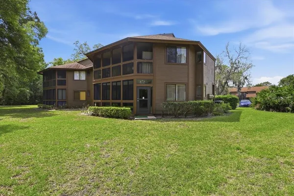 $189,500 | 27 Oxford Lane, Unit 27, Palm Coast, FL 32137