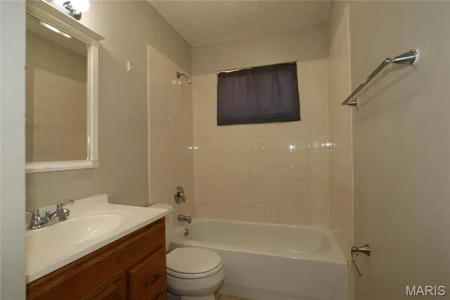 $1,625 | 12909 Ox Bow Lane, St. Louis, MO 63138