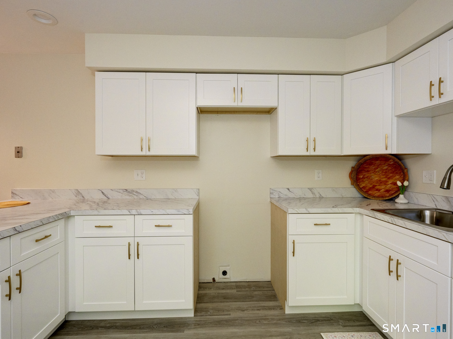 84 Founders Village, Unit 84 Clinton, CT 06413 - Photo 27 of 33