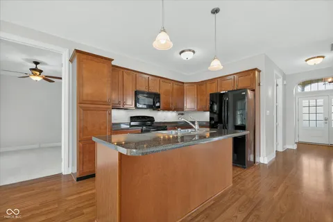 $324,900 | 155 Coatsville Drive, Westfield, IN 46074
